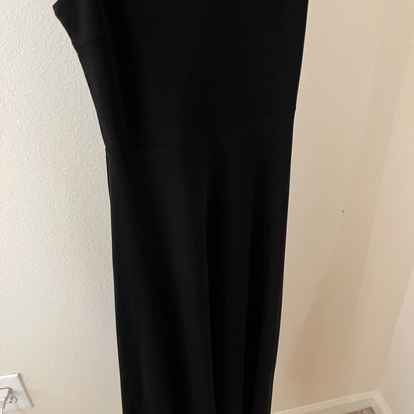 LBD - Picture 2 of 3